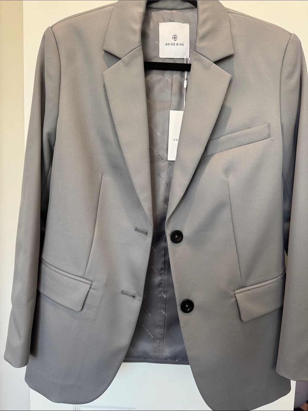 ANINE BING Women’s Quinn XS Oversized Gray Two-Button Blazer